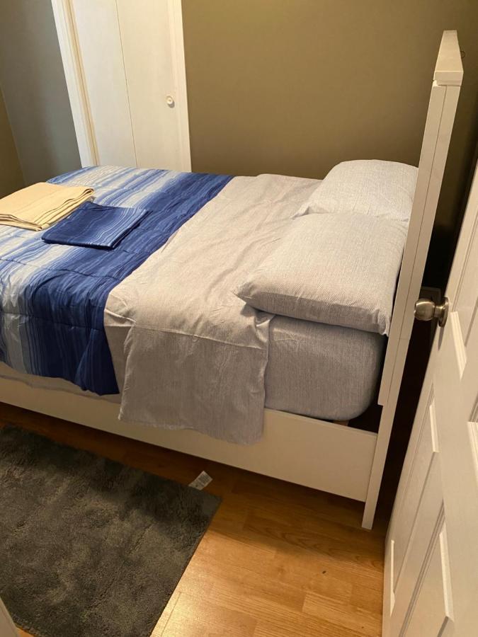 Windsor Airport Room Accommodation Eksteriør billede
